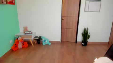 Snapshot of stellartois_ chatting on October 5, 2025, 12:03 pm sara instagram sariishalove online show from October 5, 2025, 12:03 pm