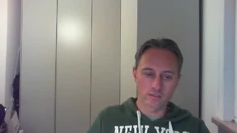 sten015 online show from December 1, 2025, 4:34 pm