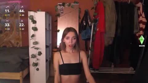 Snapshot of steph_fossst chatting on September 15, 2025, 4:29 pm Stephanie 3 online show from September 15, 2025, 4:29 pm