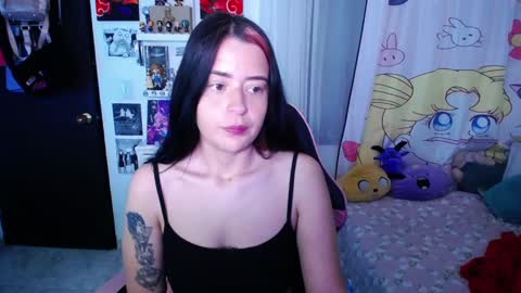 Snapshot of stephani_rousso chatting on February 13, 2025, 7:21 pm joha cosmo online show from February 13, 2025, 7:21 pm