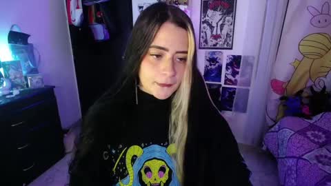 Snapshot of stephani_rousso chatting on September 11, 2025, 8:53 pm joha cosmo online show from September 11, 2025, 8:53 pm