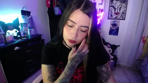 Snapshot of stephani_rousso chatting on October 7, 2025, 7:55 pm joha cosmo online show from October 7, 2025, 7:55 pm