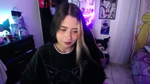 Snapshot of stephani_rousso chatting on October 9, 2025, 12:41 am joha cosmo online show from October 9, 2025, 12:41 am