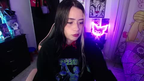 Snapshot of stephani_rousso chatting on October 12, 2025, 10:53 pm joha cosmo online show from October 12, 2025, 10:53 pm