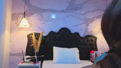 Snapshot of stephani_sweet chatting on May 18, 2026, 10:04 pm Stefff online show from May 18, 2026, 10:04 pm