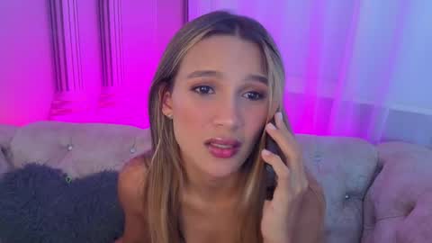 Snapshot of stephani_sweet chatting on May 25, 2026, 9:32 pm Stefff online show from May 25, 2026, 9:32 pm