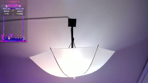         online show from February 21, 2025, 9:13 am