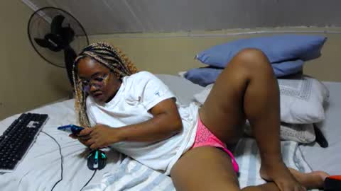 Snapshot of stephaniafa chatting on March 11, 2025, 8:53 pm perfectly imperfect girl online show from March 11, 2025, 8:53 pm