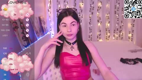 stephanie_diaz online show from February 5, 2026, 8:24 pm