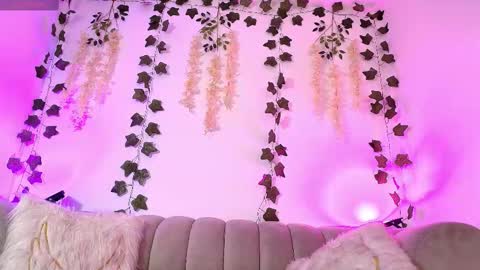 Sofia online show from February 9, 2026, 1:04 pm