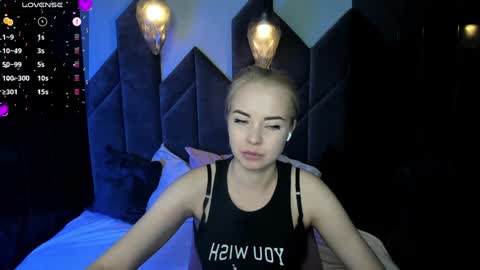 Snapshot of stephanie_sea chatting on January 21, 2025, 5:41 pm Stephanie Sea online show from January 21, 2025, 5:41 pm