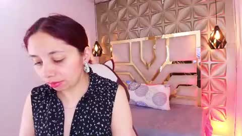 Stephaniesun  online show from June 13, 2026, 12:25 pm