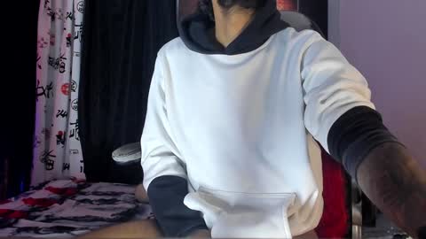 Snapshot of stephenbrown_ chatting on December 13, 2024, 4:05 pm    ................     online show from December 13, 2024, 4:05 pm