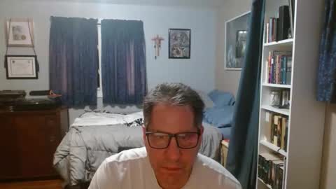 stephenhal9 online show from February 22, 2026, 3:29 am