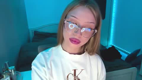 Stef online show from March 11, 2026, 1:17 pm