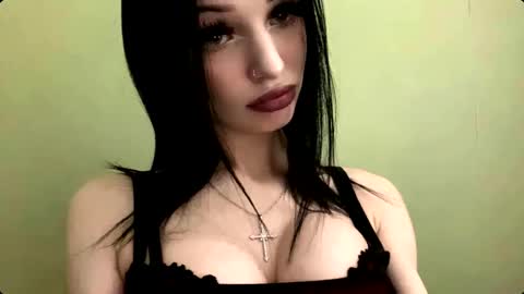 Snapshot of stephniesolie chatting on November 30, 2025, 6:06 am StephanI online show from November 30, 2025, 6:06 am