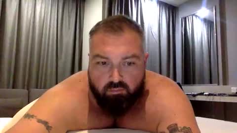 steve__1980 online show from September 29, 2025, 3:06 pm