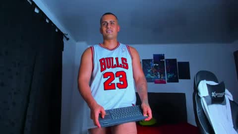 steve_coltt online show from May 7, 2026, 2:06 am
