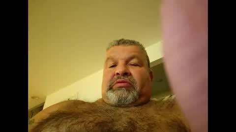 Snapshot of steved6001 chatting on December 9, 2024, 1:51 am steved6001 online show from December 9, 2024, 1:51 am