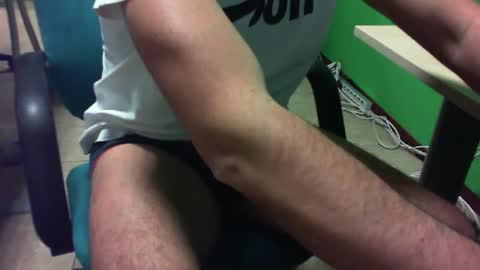 stevehornystud online show from April 7, 2026, 7:14 pm