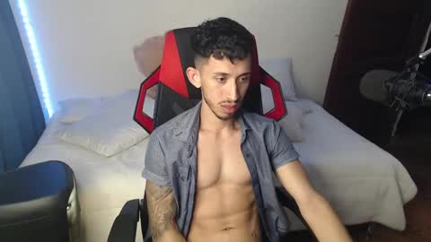 Snapshot of stevensex501 chatting on January 3, 2025, 12:11 am steven online show from January 3, 2025, 12:11 am