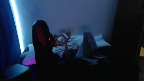 Snapshot of stevensex501 chatting on January 4, 2025, 4:33 am steven online show from January 4, 2025, 4:33 am