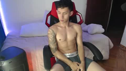 Snapshot of stevensex501 chatting on February 2, 2025, 2:27 am steven online show from February 2, 2025, 2:27 am