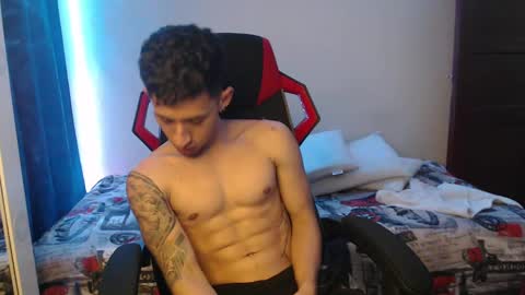 Snapshot of stevensex501 chatting on February 27, 2025, 12:21 am steven online show from February 27, 2025, 12:21 am