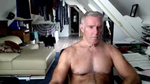 Snapshot of stevetwo chatting on June 2, 2026, 11:34 am stevetwo online show from June 2, 2026, 11:34 am