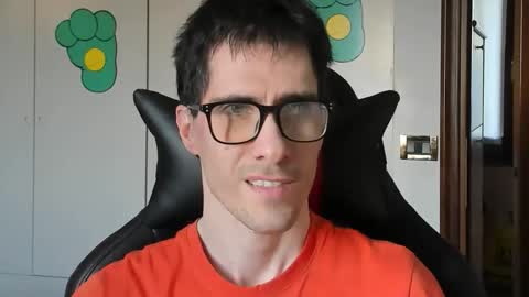 Steve online show from October 10, 2025, 2:38 pm