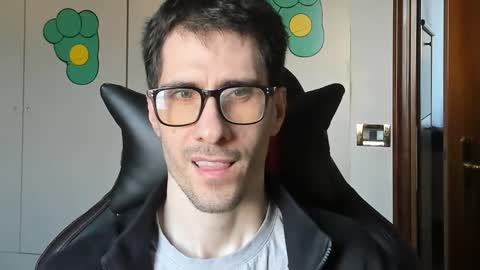 Steve online show from October 13, 2025, 3:01 pm