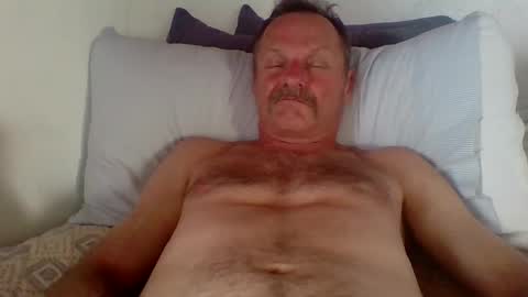 steviehard7 online show from October 1, 2025, 10:27 pm