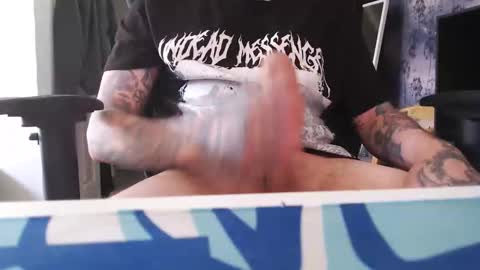 stexgullzz online show from April 13, 2026, 1:05 pm