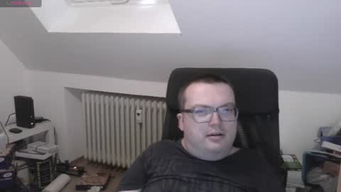 Snapshot of still_alive1985 chatting on July 7, 2026, 6:56 pm Oliver online show from July 7, 2026, 6:56 pm