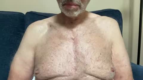 Snapshot of stillbad2 chatting on July 5, 2026, 3:19 pm Stillbad2 online show from July 5, 2026, 3:19 pm