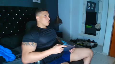 stily online show from September 14, 2025, 3:16 am