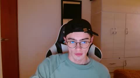 stiv_grant online show from January 18, 2025, 12:04 pm