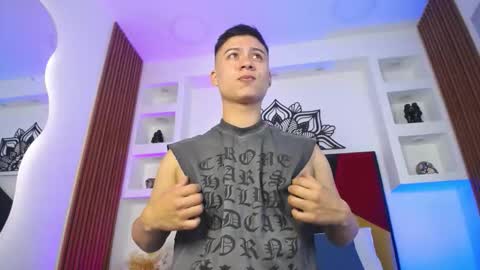 Snapshot of stiven_zarek chatting on February 28, 2026, 12:28 pm stiven online show from February 28, 2026, 12:28 pm