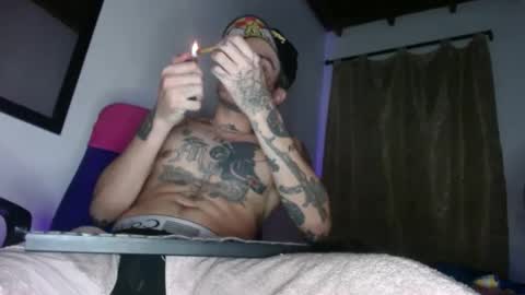 Snapshot of stivenunivers996 chatting on January 28, 2025, 6:05 am stiven online show from January 28, 2025, 6:05 am