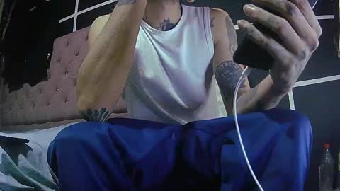 Snapshot of stivenunivers996 chatting on October 1, 2025, 8:42 am stiven online show from October 1, 2025, 8:42 am