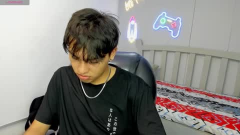 Stiwen online show from October 30, 2025, 3:57 pm