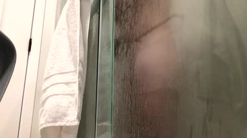 Snapshot of stlhotwifeguy chatting on December 31, 2024, 3:42 pm stlhotwifeguy online show from December 31, 2024, 3:42 pm