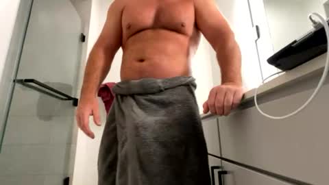 stlhotwifeguy online show from July 12, 2026, 4:42 pm