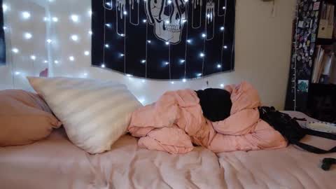 Haily online show from September 29, 2025, 10:14 pm