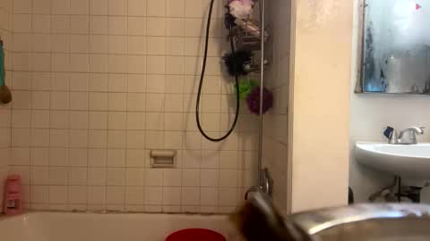 Snapshot of stonedbj chatting on September 23, 2025, 10:46 pm StonedBJ online show from September 23, 2025, 10:46 pm