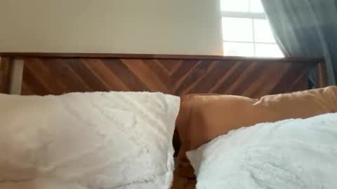 stoney8inches online show from March 25, 2026, 11:00 pm