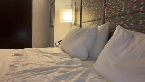 stoneybel online show from November 24, 2025, 4:23 am