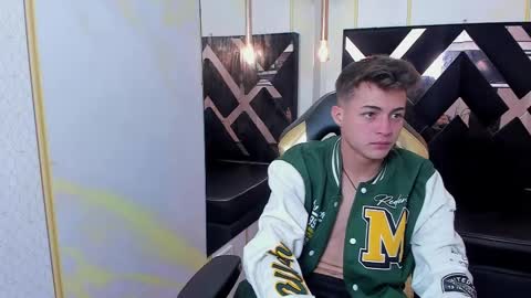 stonne69 online show from February 25, 2025, 6:53 pm