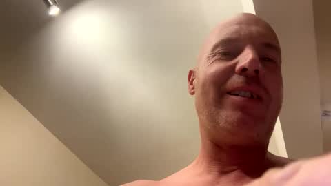 Stoodley22 online show from October 14, 2025, 2:29 pm