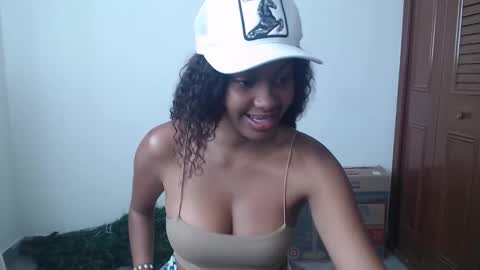 stormihills_ online show from February 3, 2026, 6:02 pm